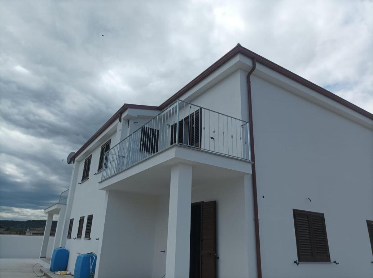 Appartement F2 Meuble Loculi Kültér fotó